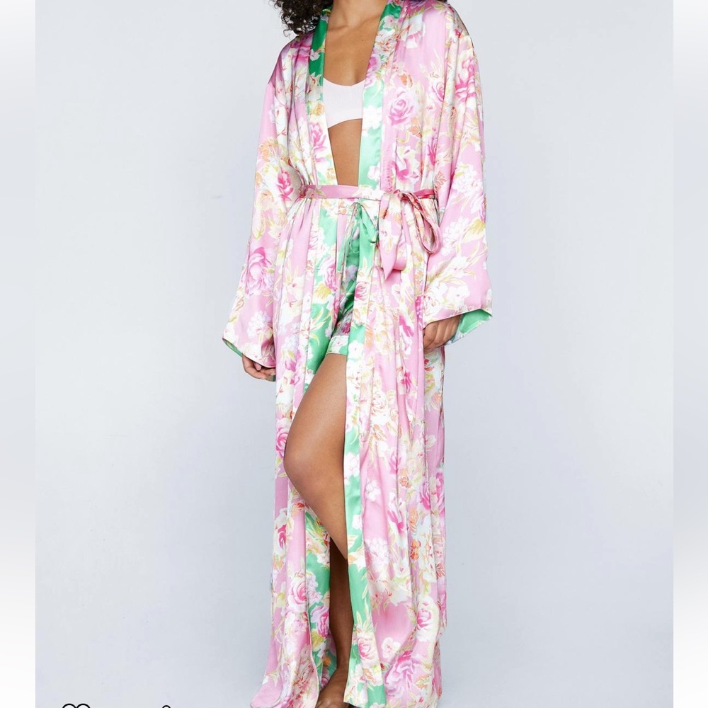 Nasty Gal Floral Reversible Robe